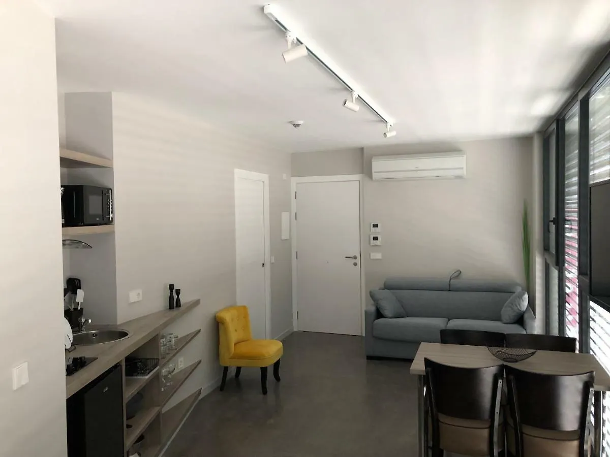 Plan B City Center Aparthotel Andorra la Vella